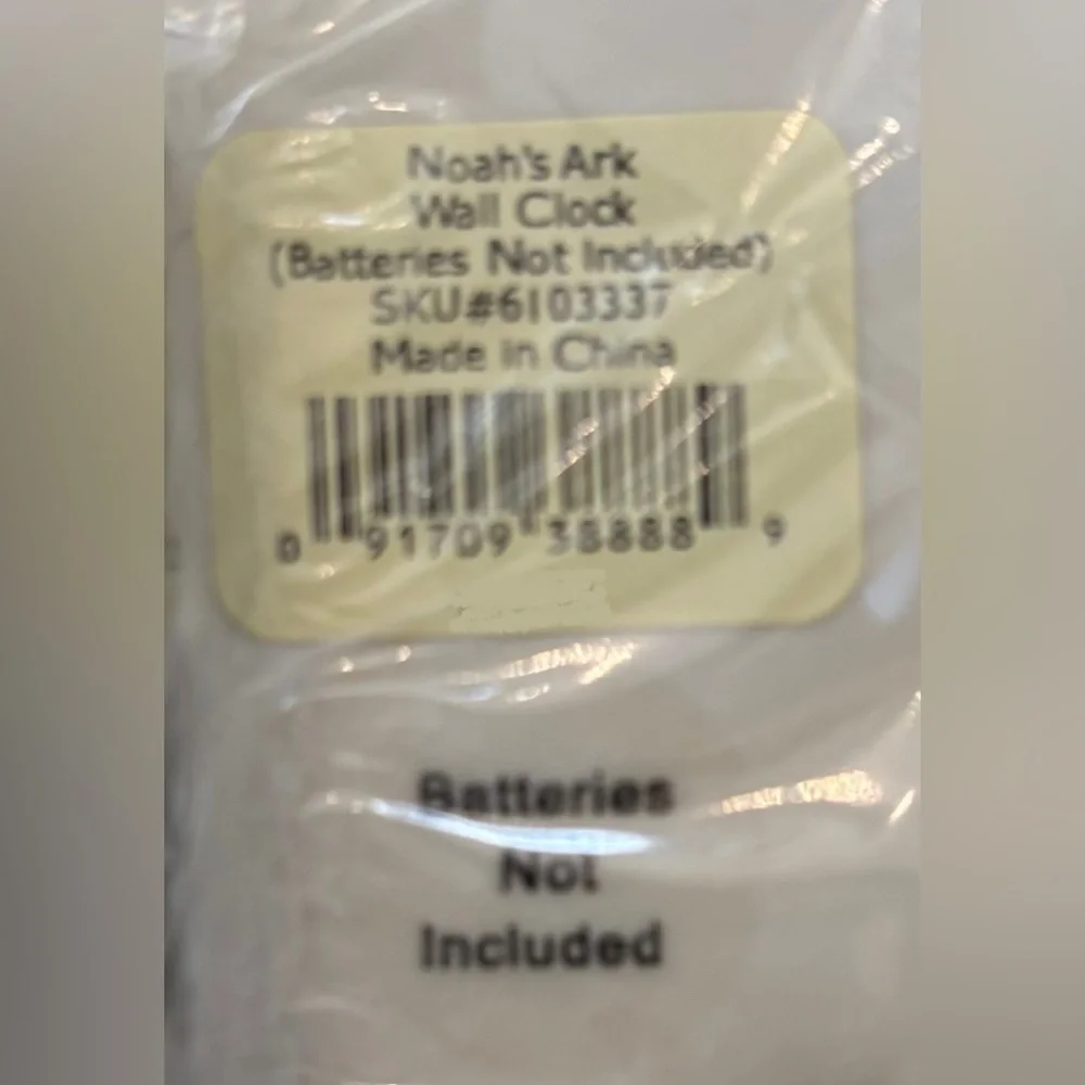 New in box Lenox Noah’s ark wall clock with pendulum porcelain vintage baby gift